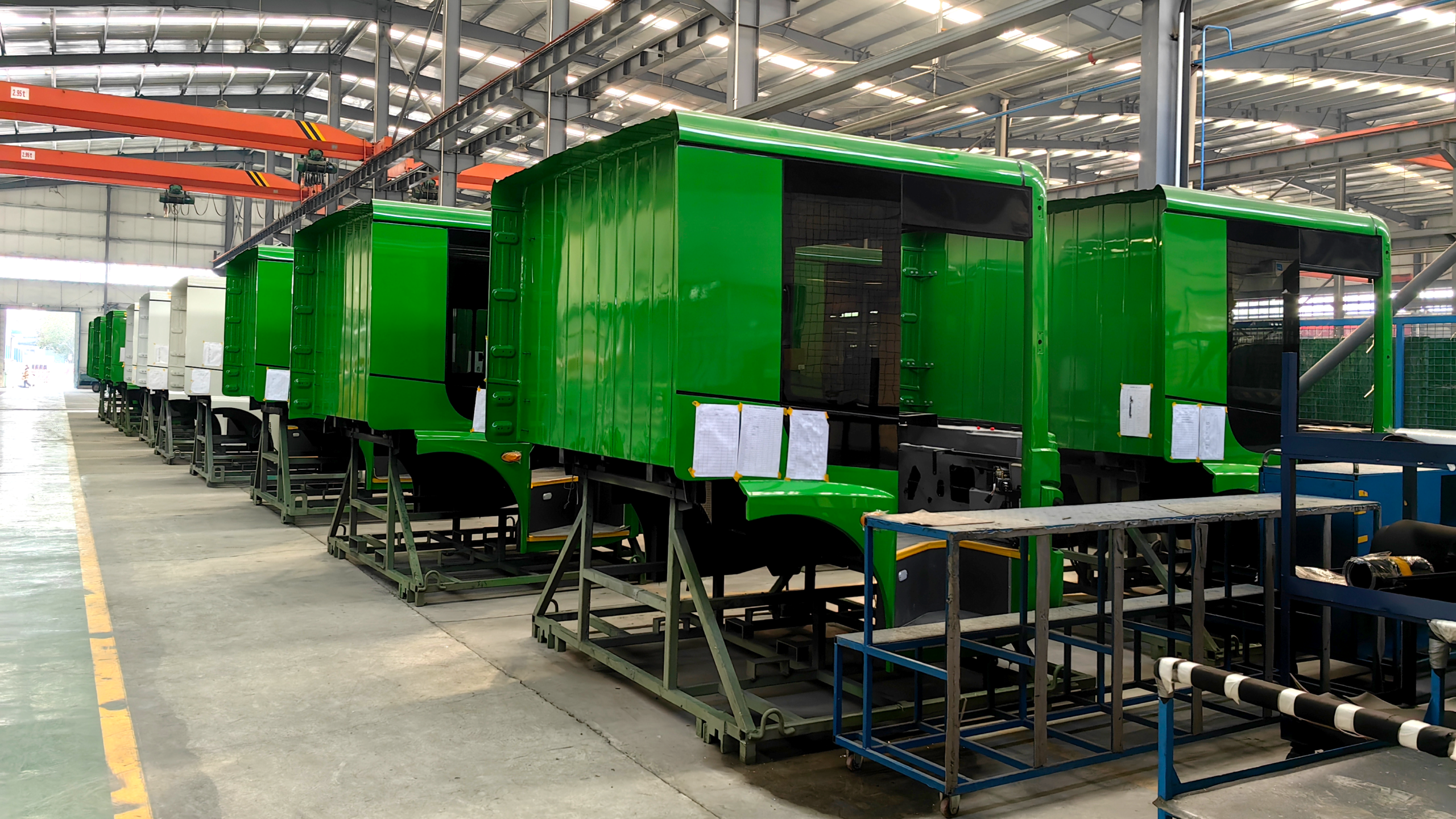 环卫车低入口驾驶室 2 scaled